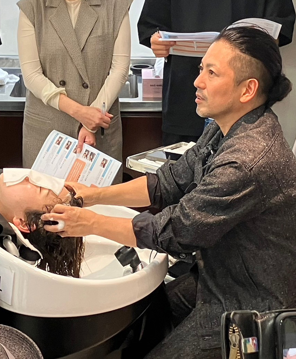 INFINITY 尼崎 ヘッドスパ講師活動 写真