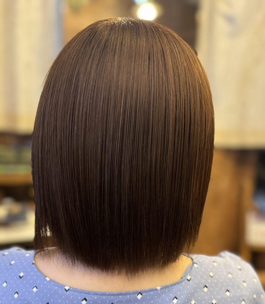 尼崎でPRETOWAナチュラルベージュカラーとミラジェリィ質感コントロールの施術実例