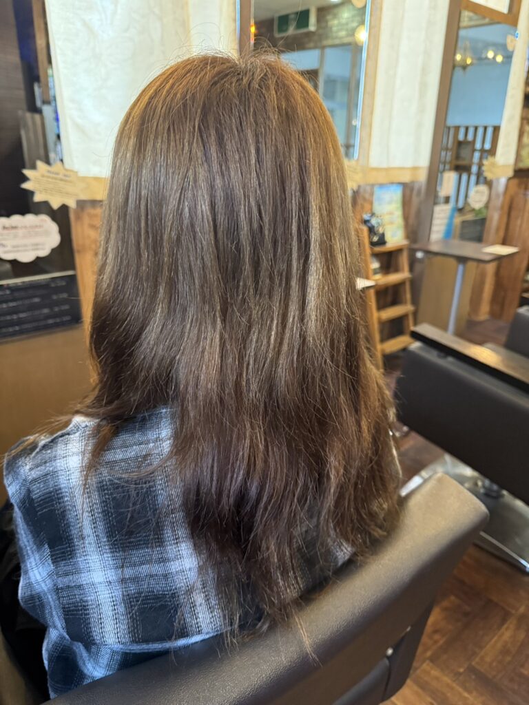 日常的にヘアアイロンを使用するお客様の髪全体の状態