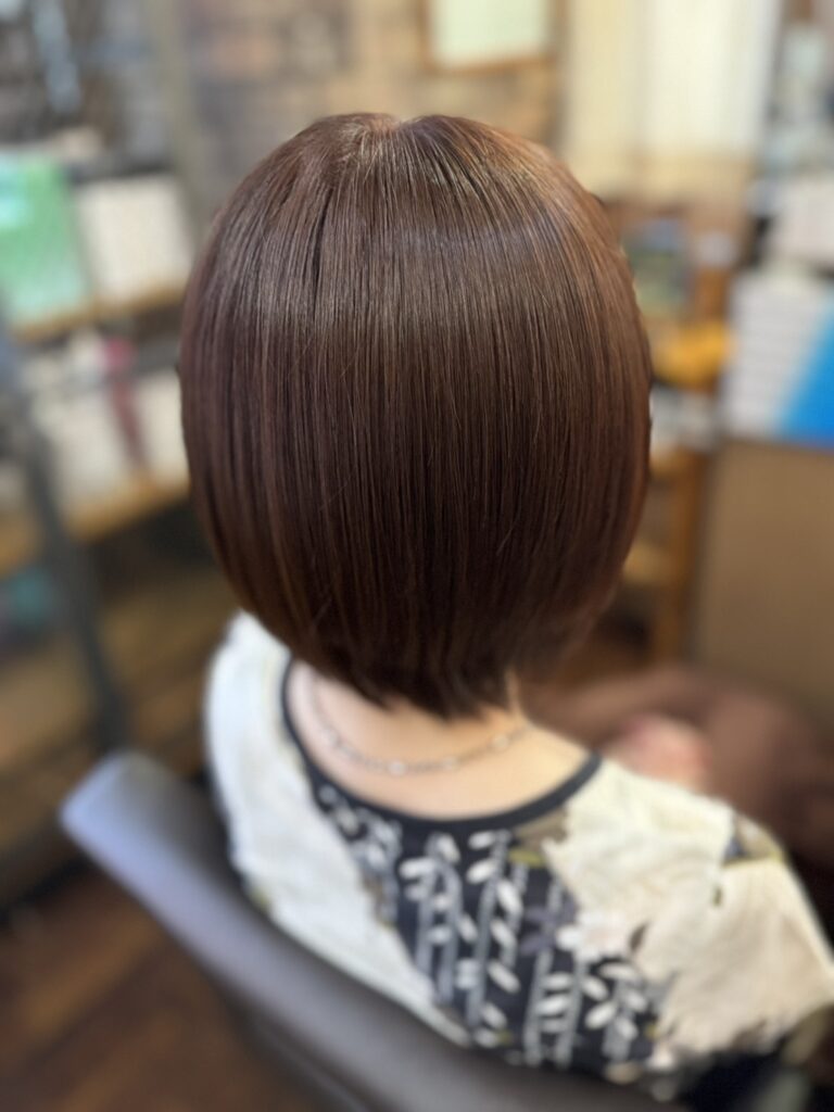 プレトワ9レベルピンクカラー後のサイドスタイル｜自然な暖色とツヤ感