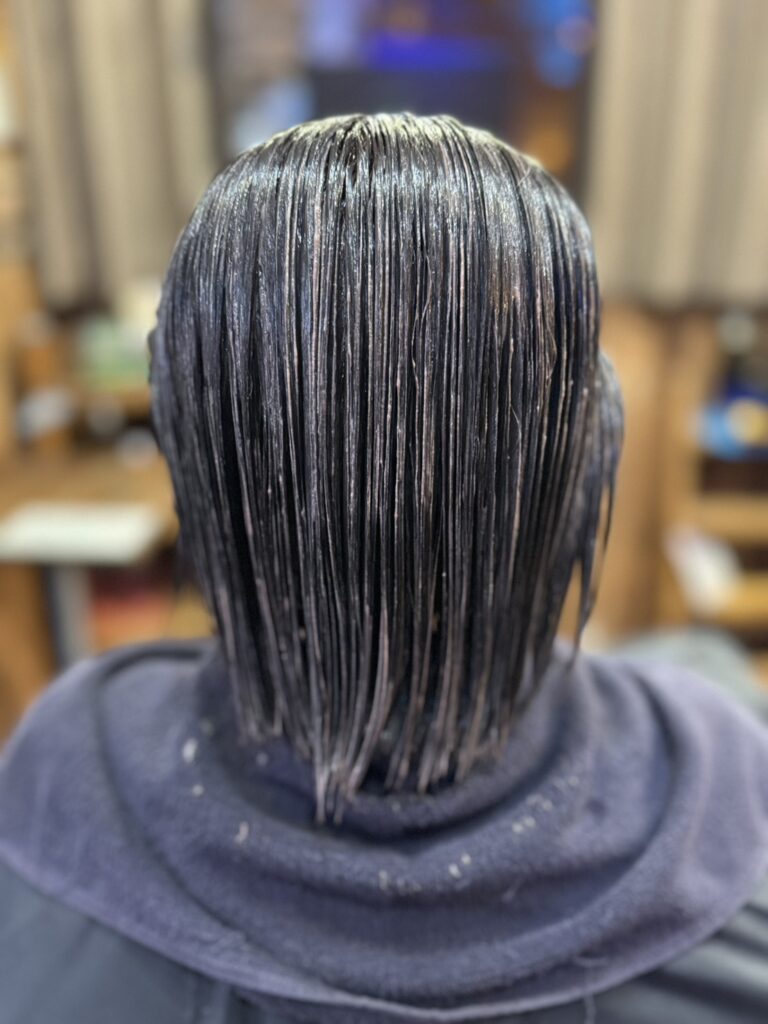カラー後にかゆみが出やすい方へ頭皮に配慮したヘアカラー施術